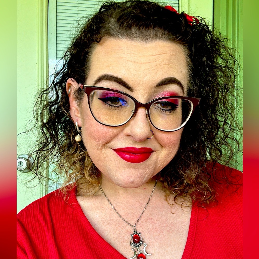 Meet your Posher, Andrea
